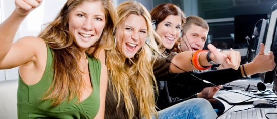 social blog warming party tips